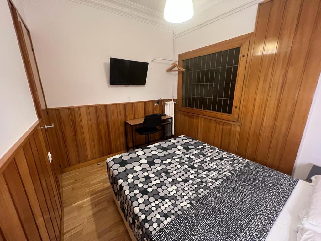 Nuevo Balmes Habitaciones Барселона Экстерьер фото
