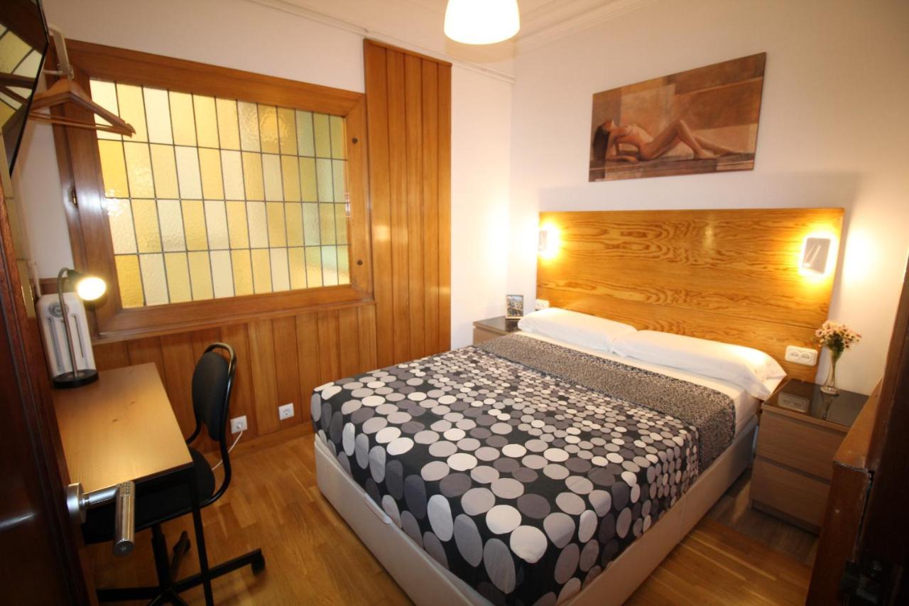 Nuevo Balmes Habitaciones Барселона Экстерьер фото